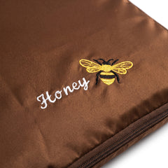 Caveri personalised packing cube in Caramel with embroidered bee icon