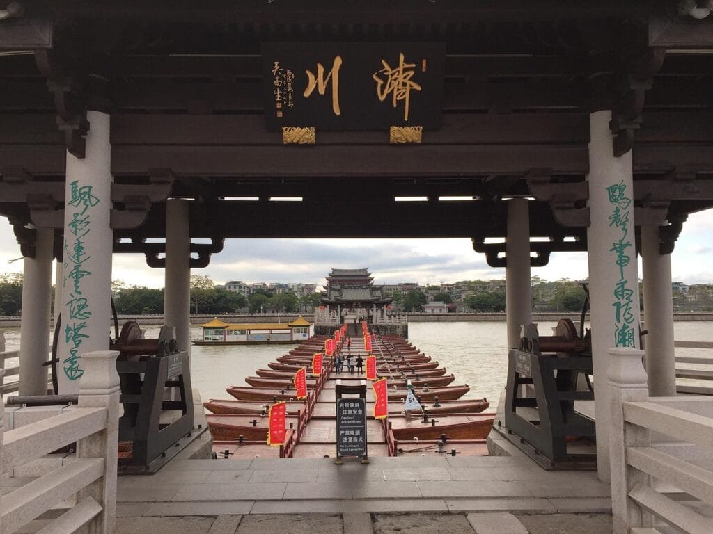 Guangji Bridge Chaozhou ancient floating bridge spanning Han River showcasing traditional Chinese engineering heritage